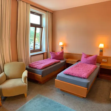 Monteurhotel Hotel *